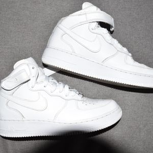 Nike Air Force 1 Mid